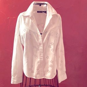 Willi Smith, UNIQUE Wht. FLOWERED all over patter  button-up collar shirt.  Sm.